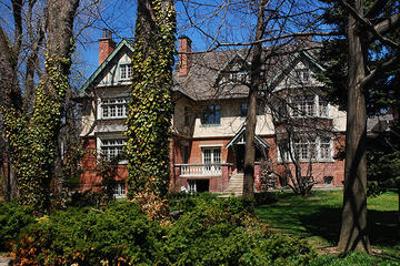 CASA LOMA