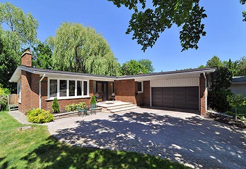 DON MILLS - BUNGALOW - 58 DOONAREE DRIVE